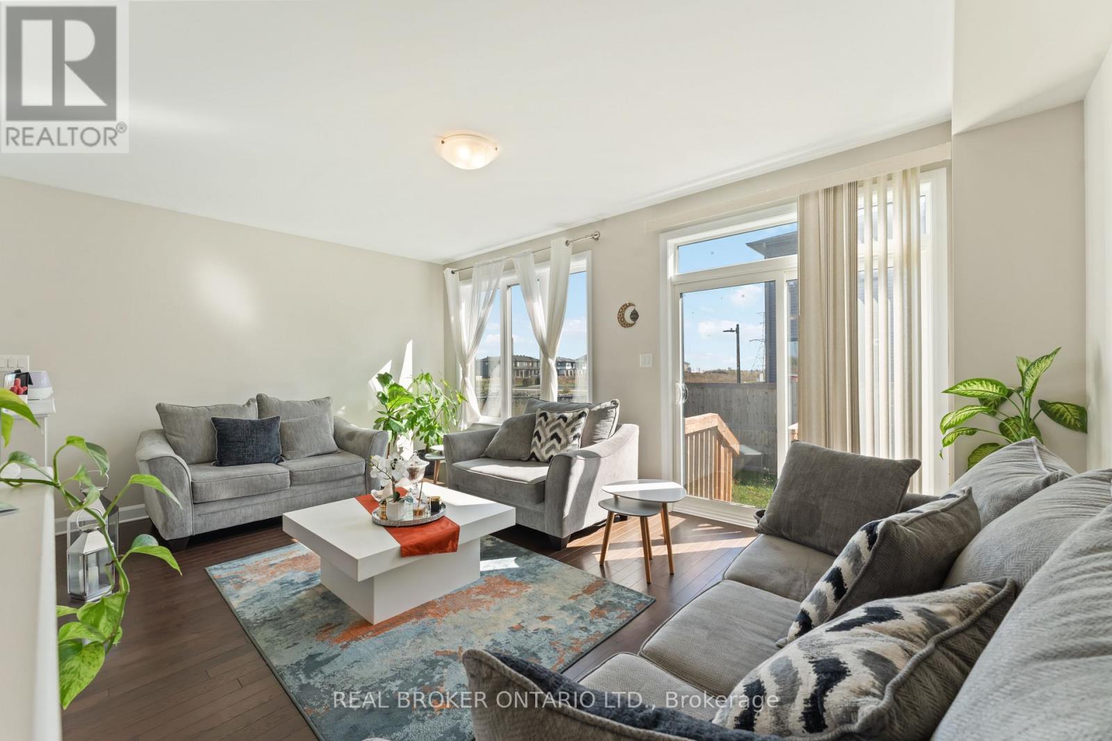 675 Taliesin Crescent