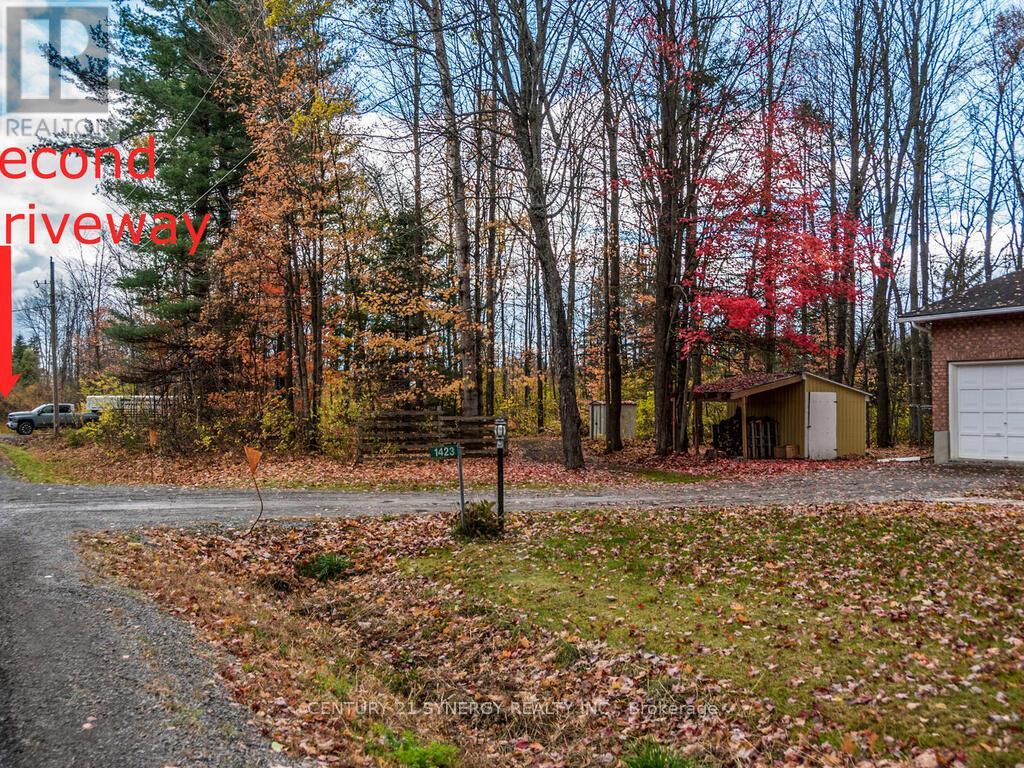 1423 Diamondview Road