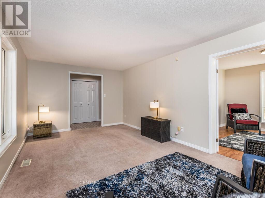 1423 Diamondview Road