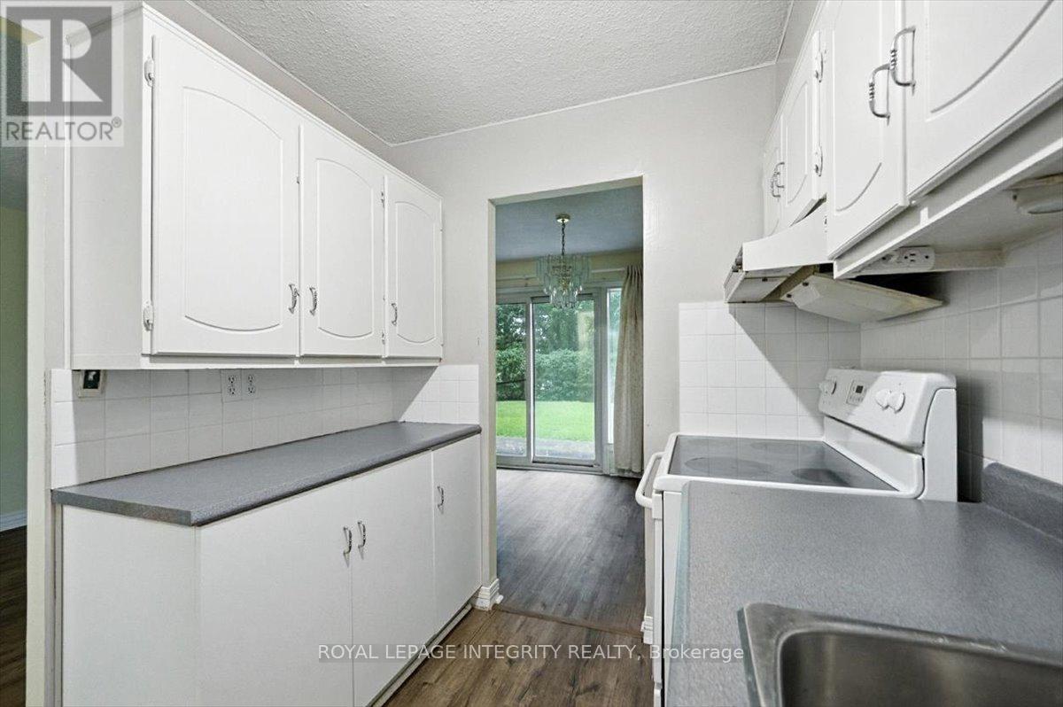 109 - 158a Mcarthur Avenue