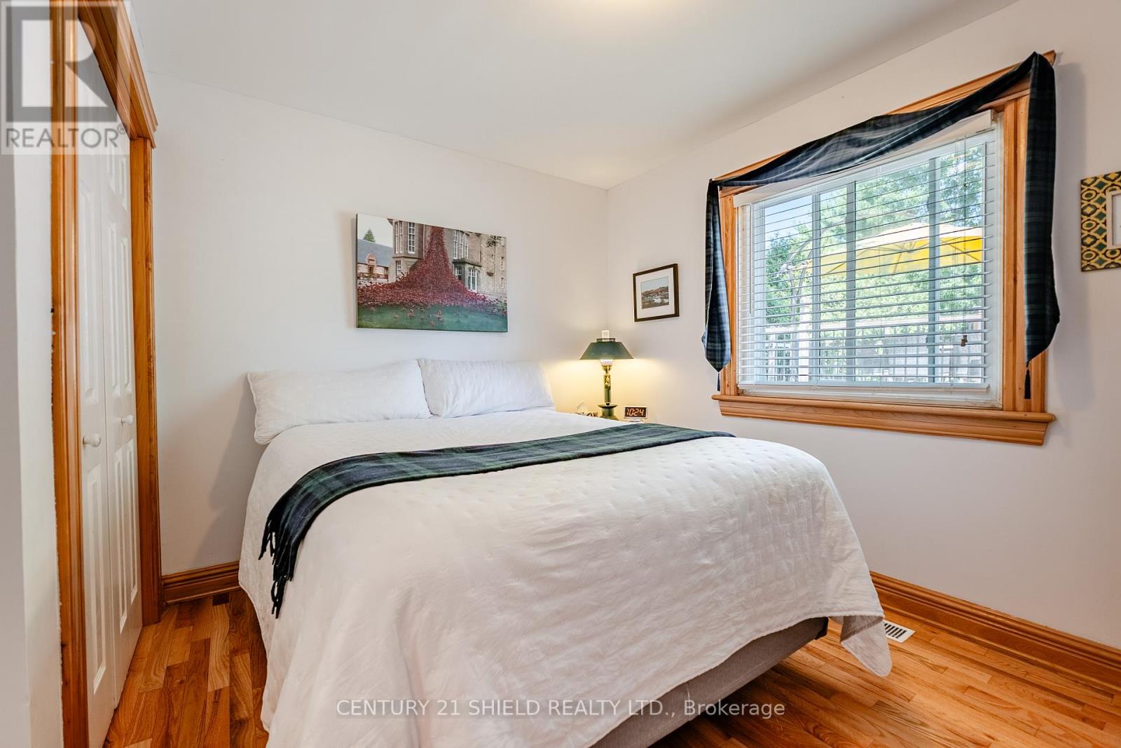 14215 County Rd 2 Highway