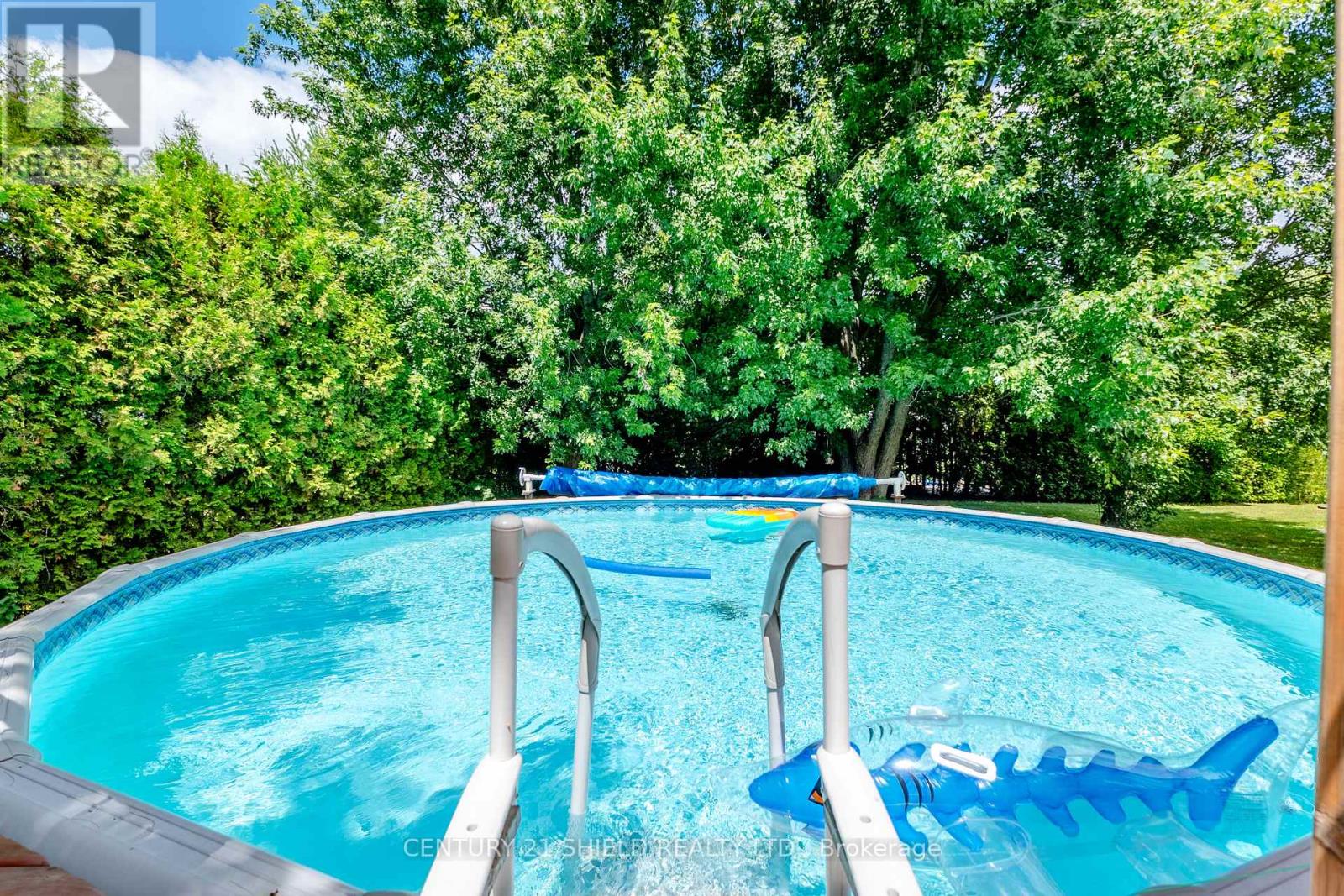 14215 County Rd 2 Highway