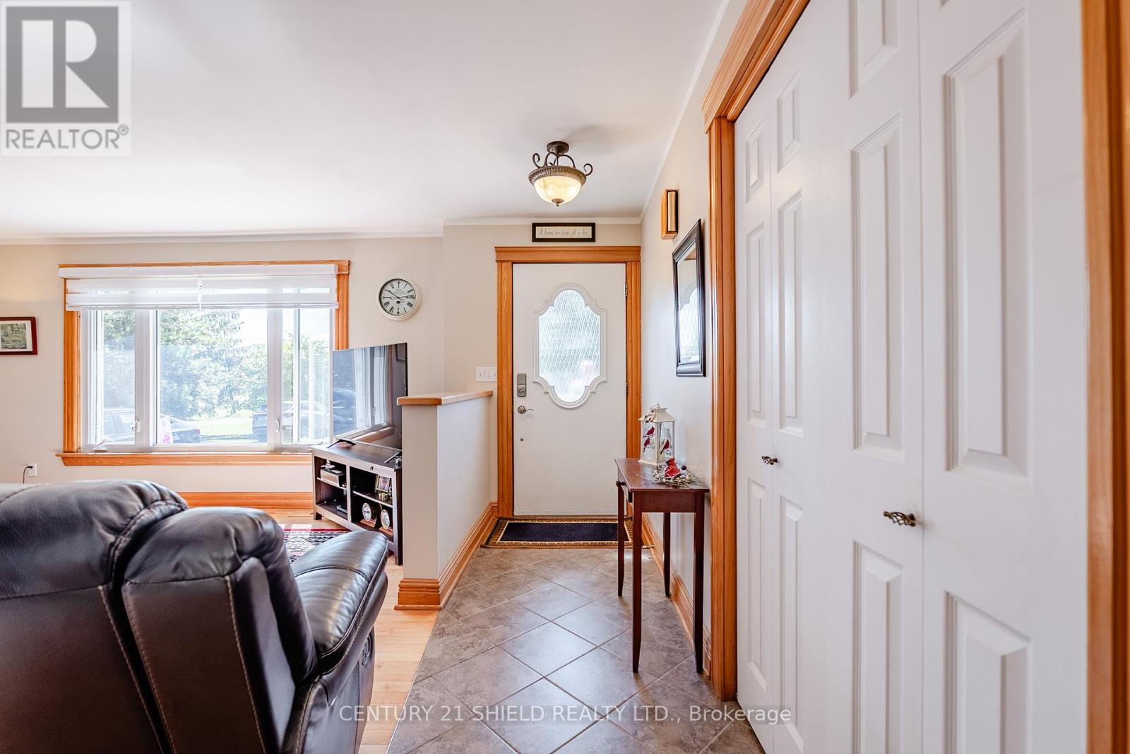 14215 County Rd 2 Highway