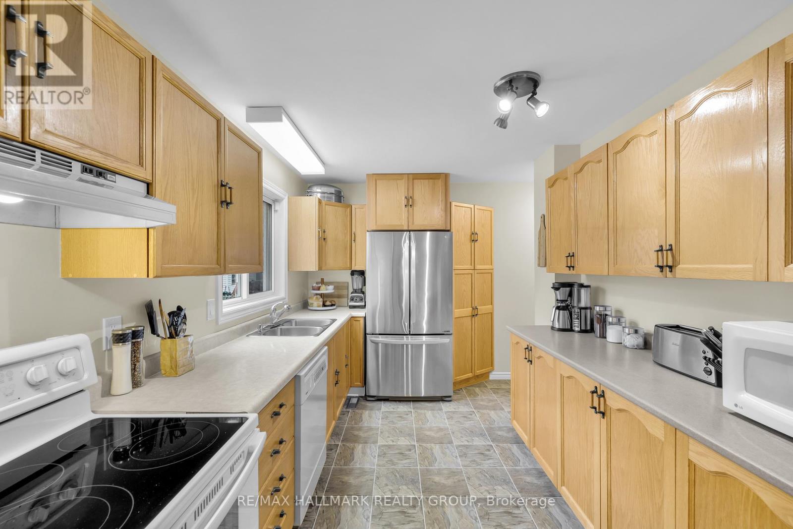 336 Mceachern Crescent