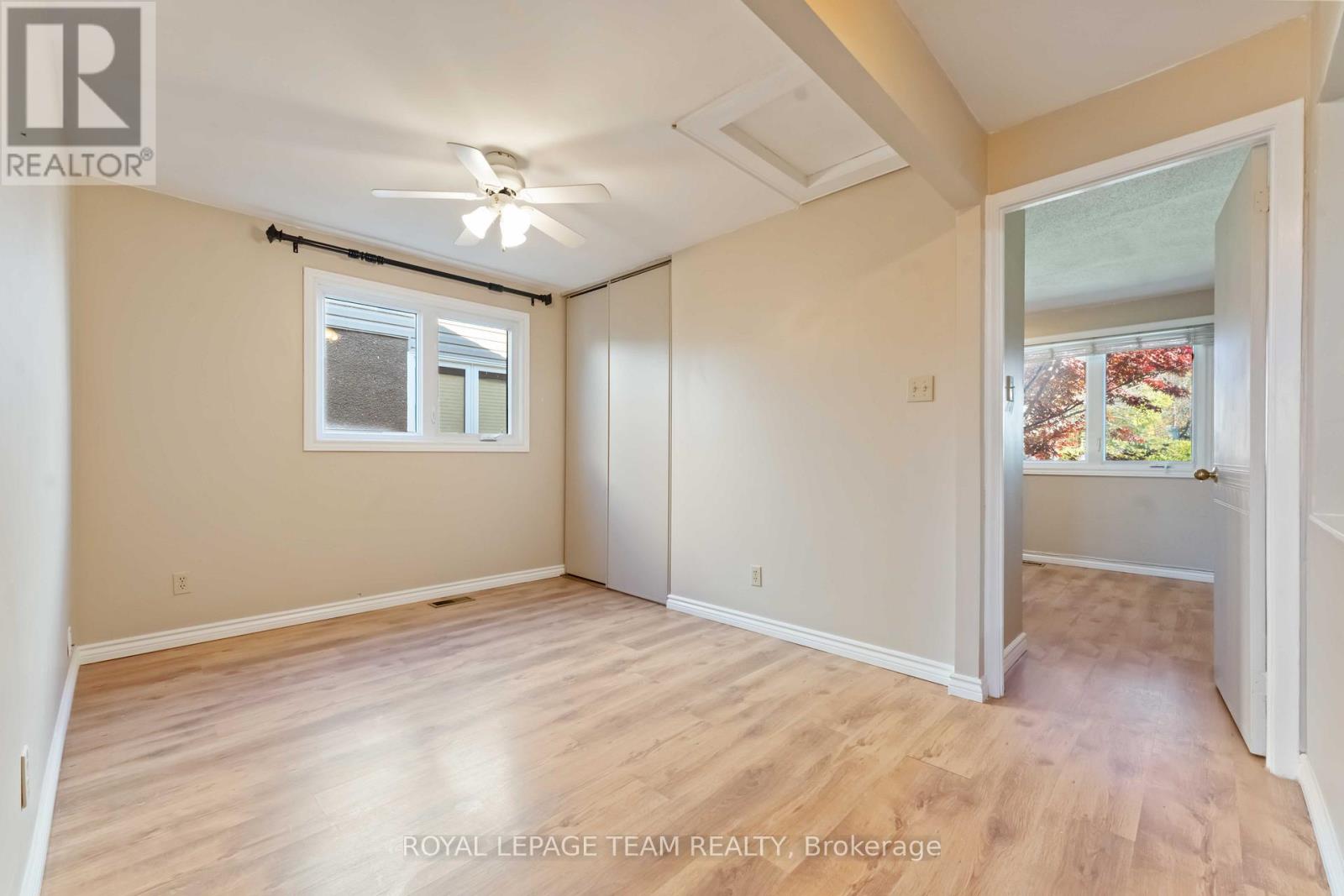 1094 Alenmede Crescent