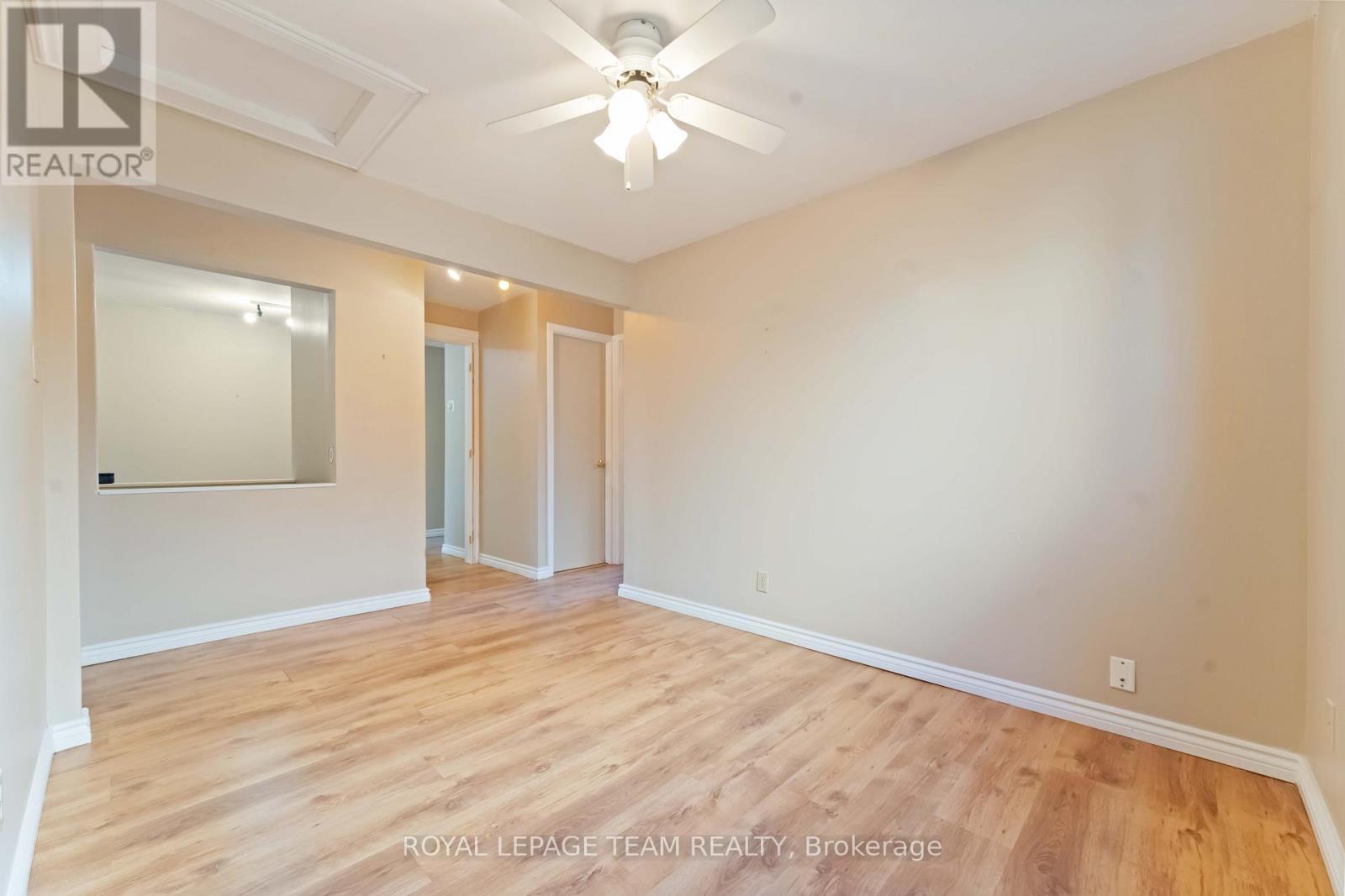 1094 Alenmede Crescent