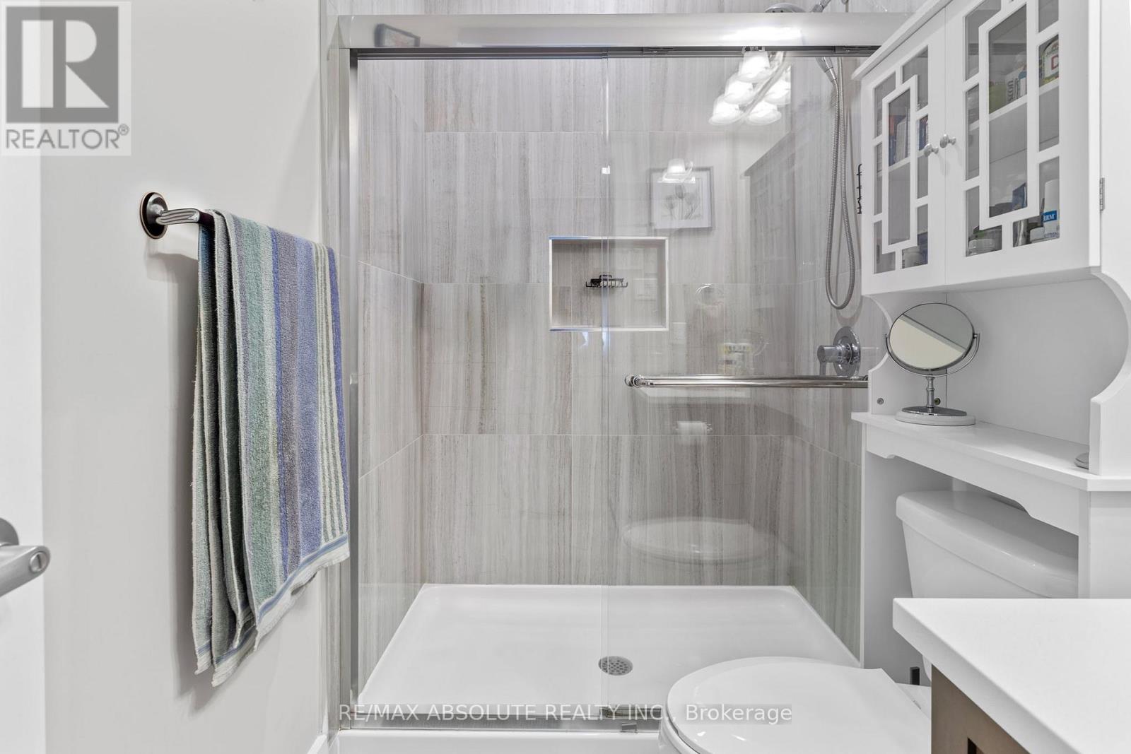 19 Elmer West Street