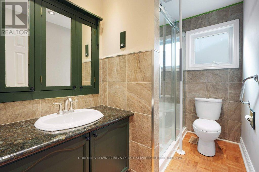 30 Chickasaw Crescent