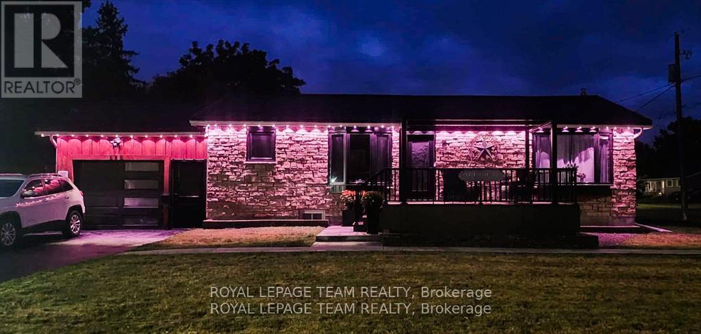 565 Dufferin Street W