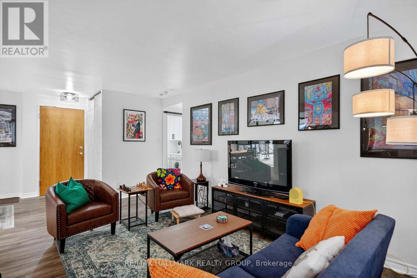 510 - 2871 Richmond Road