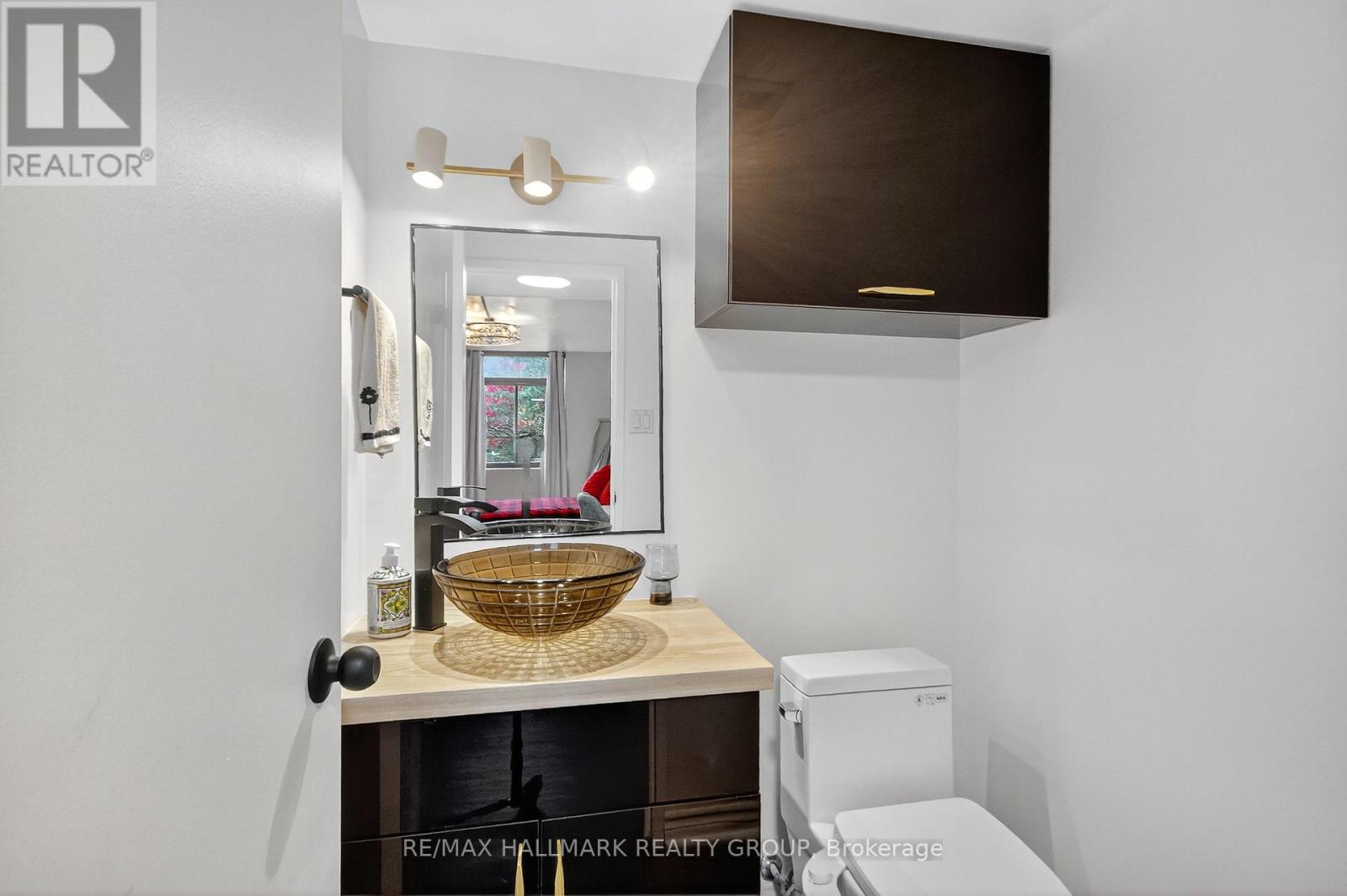 510 - 2871 Richmond Road