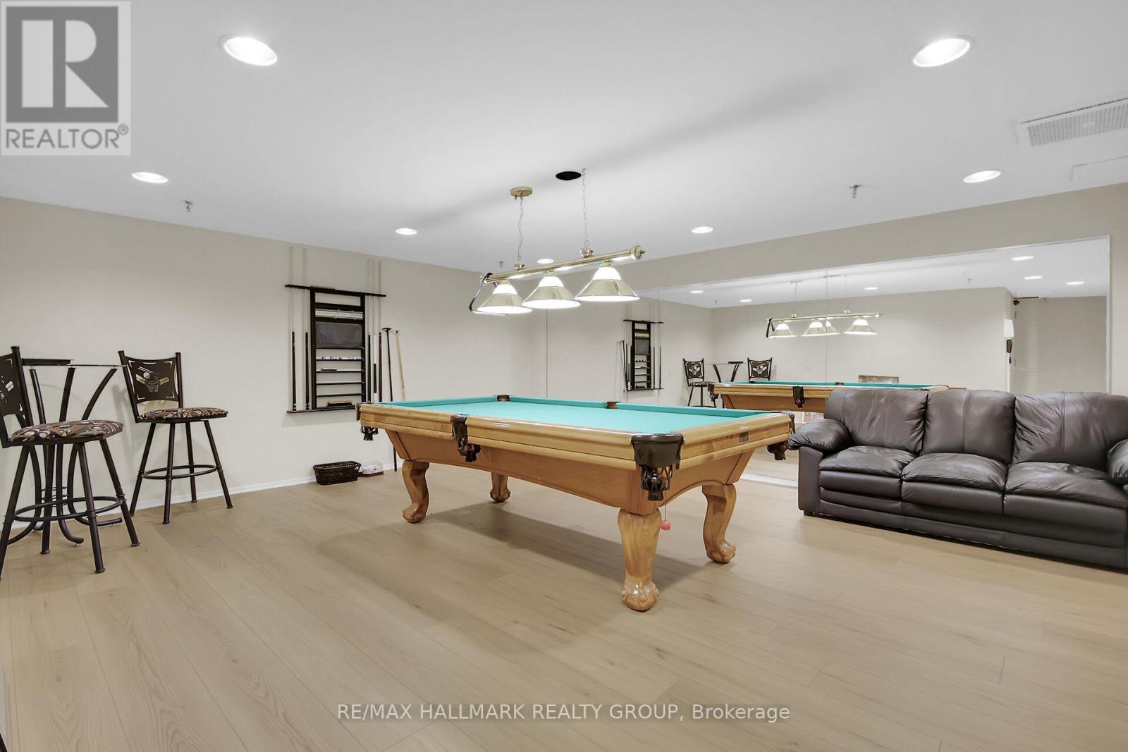 510 - 2871 Richmond Road