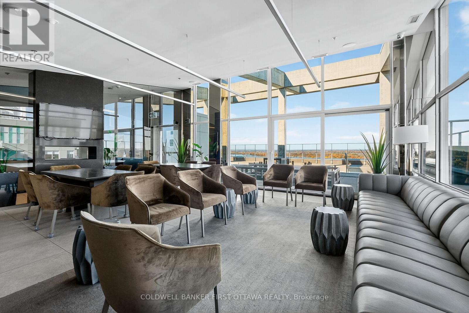 602 - 200 Inlet Private