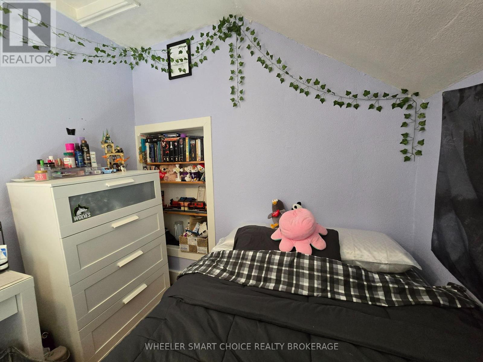 40 St Laurent Avenue