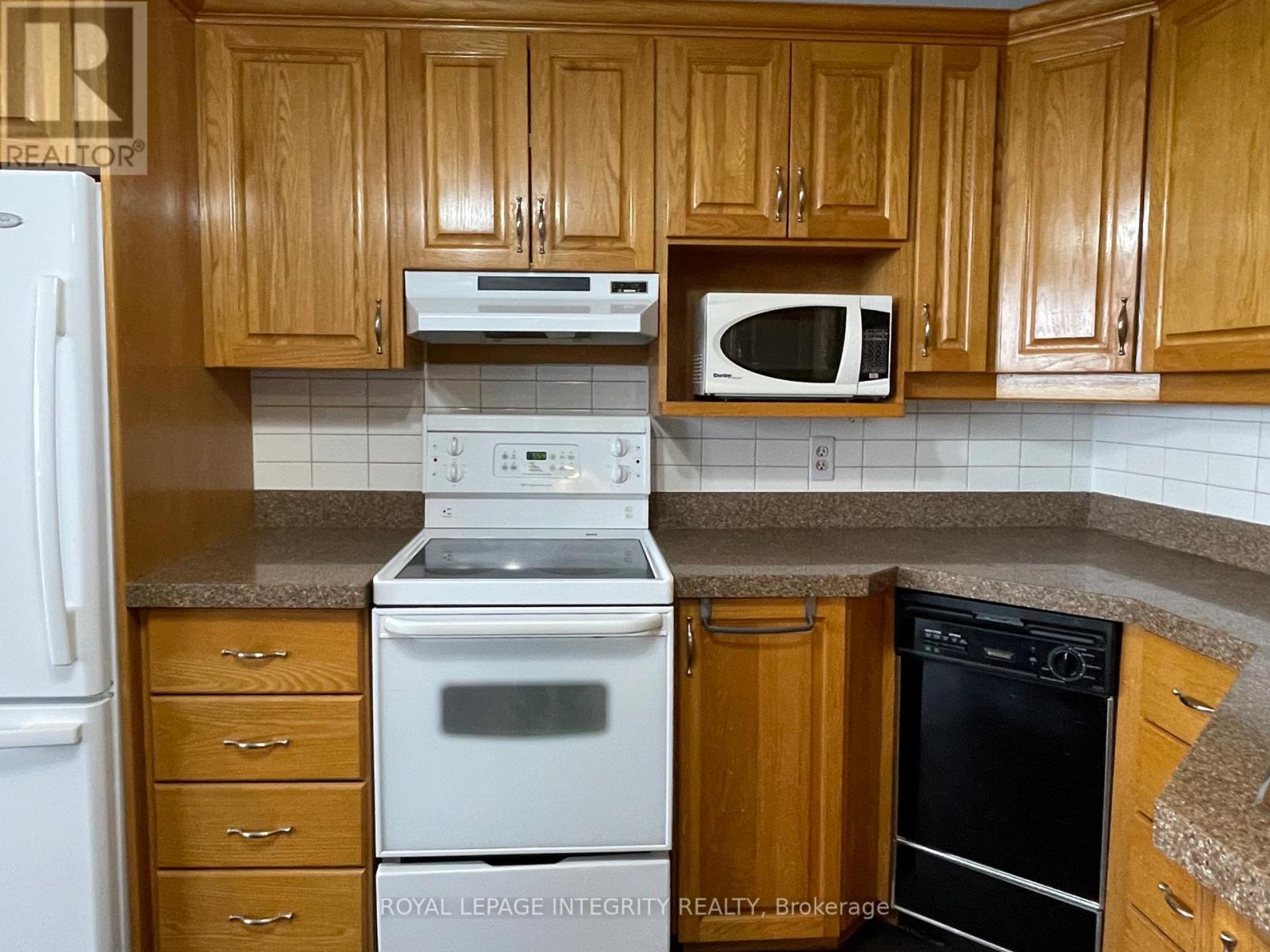 1203 - 1285 Cahill Drive