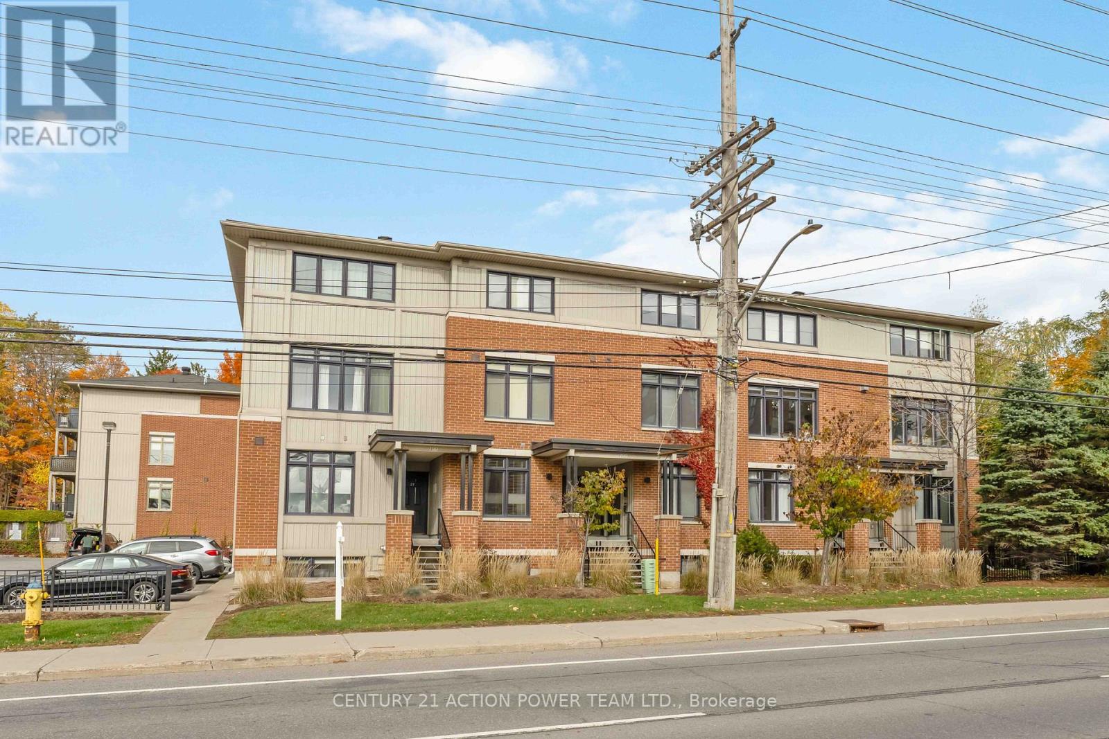 28 - 799 Montreal Road