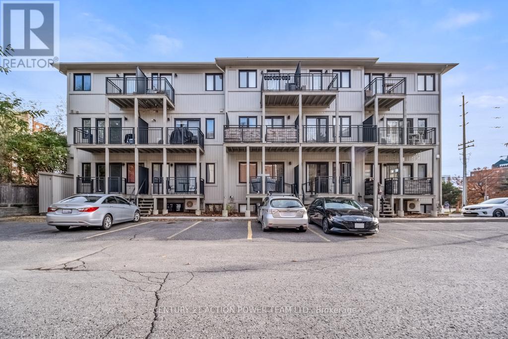 28 - 799 Montreal Road