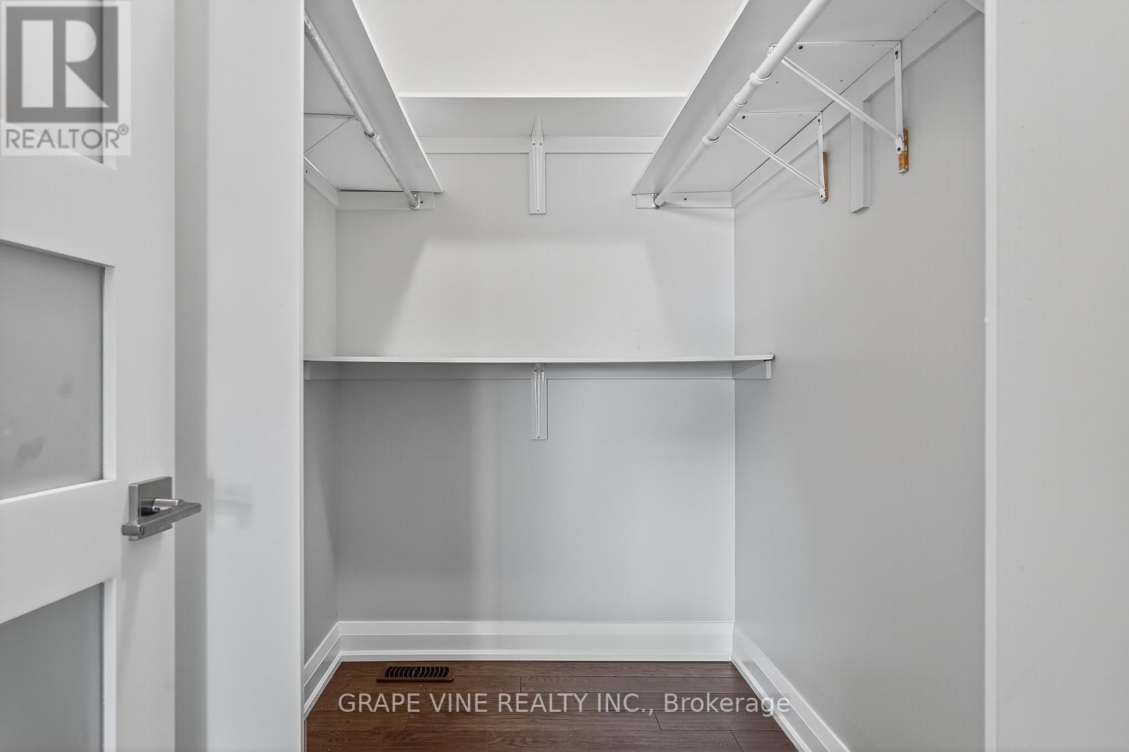 6835 Springrun Place