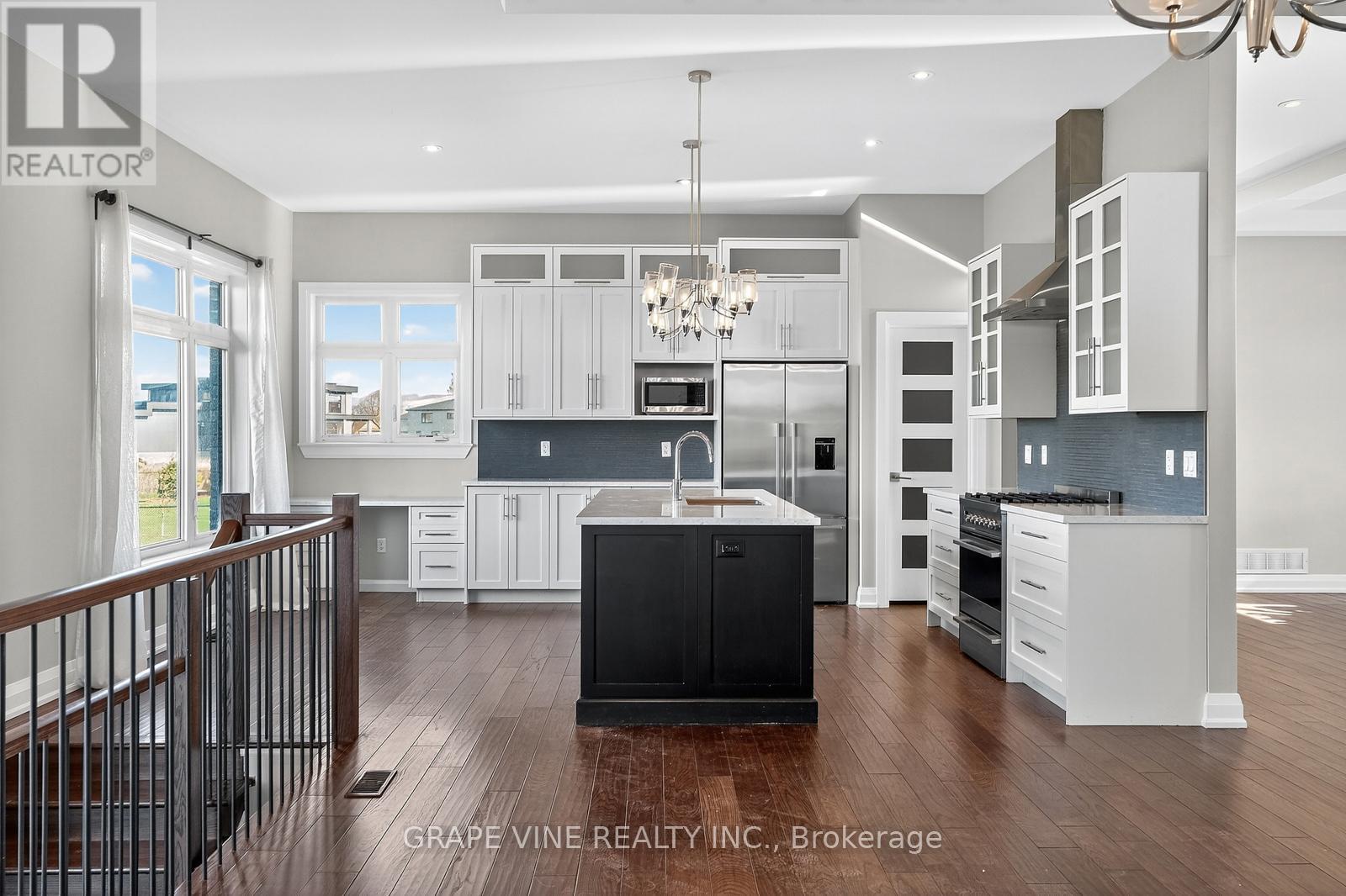 6835 Springrun Place