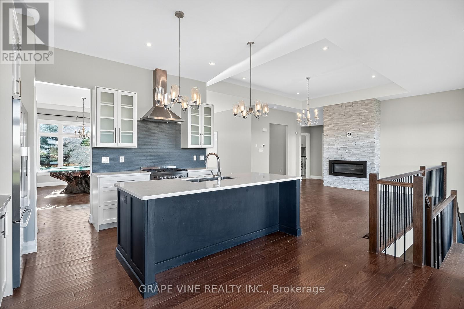 6835 Springrun Place