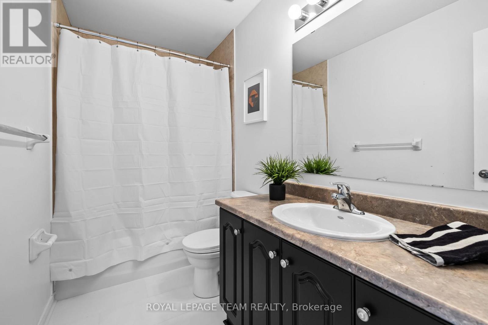 381 Moffatt Pond Court