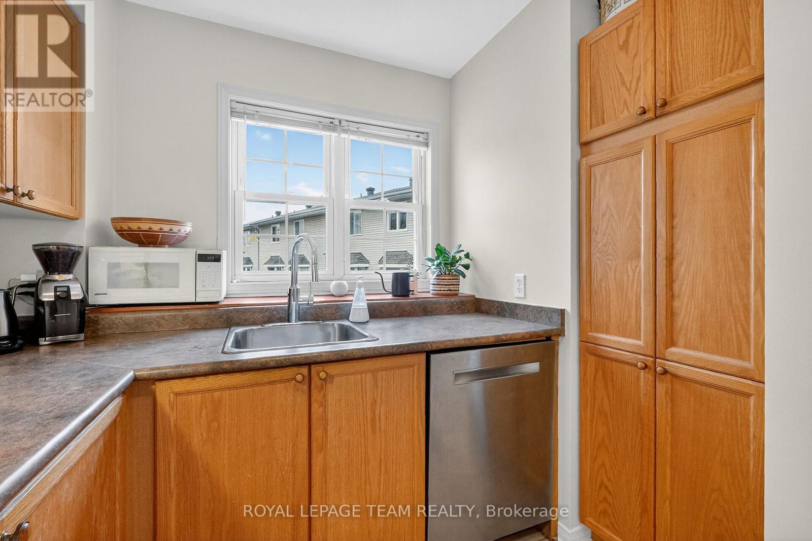 #26 - 25 Bayswater Avenue