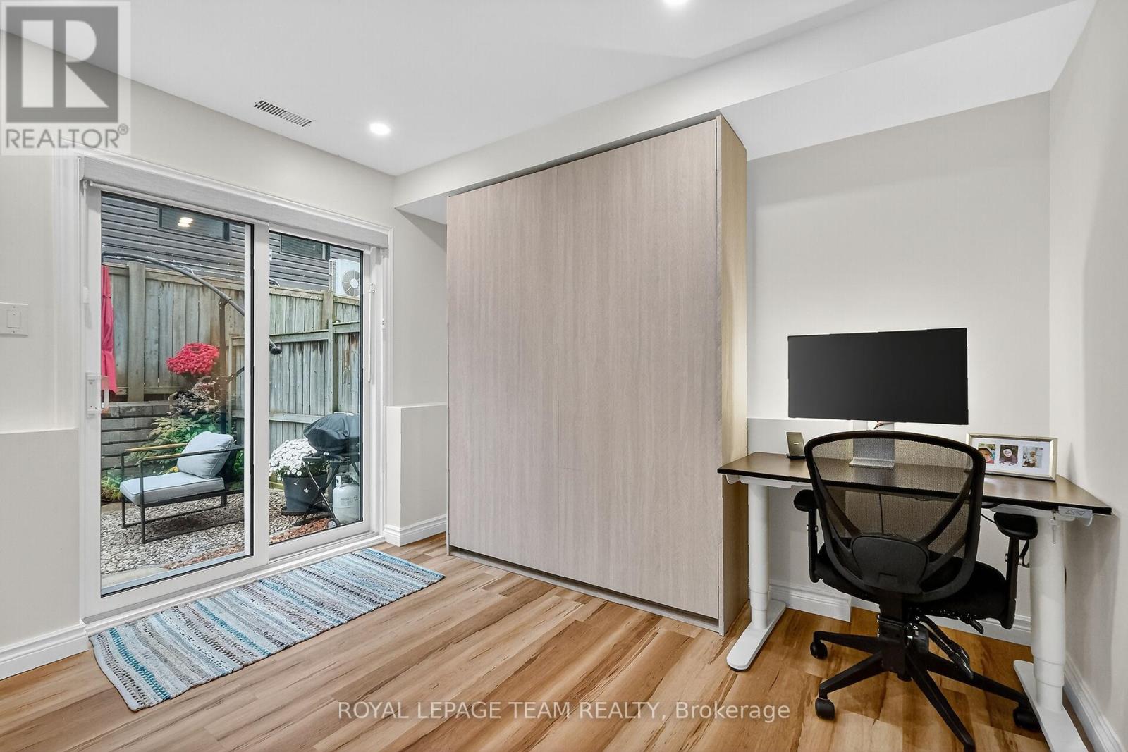 #26 - 25 Bayswater Avenue