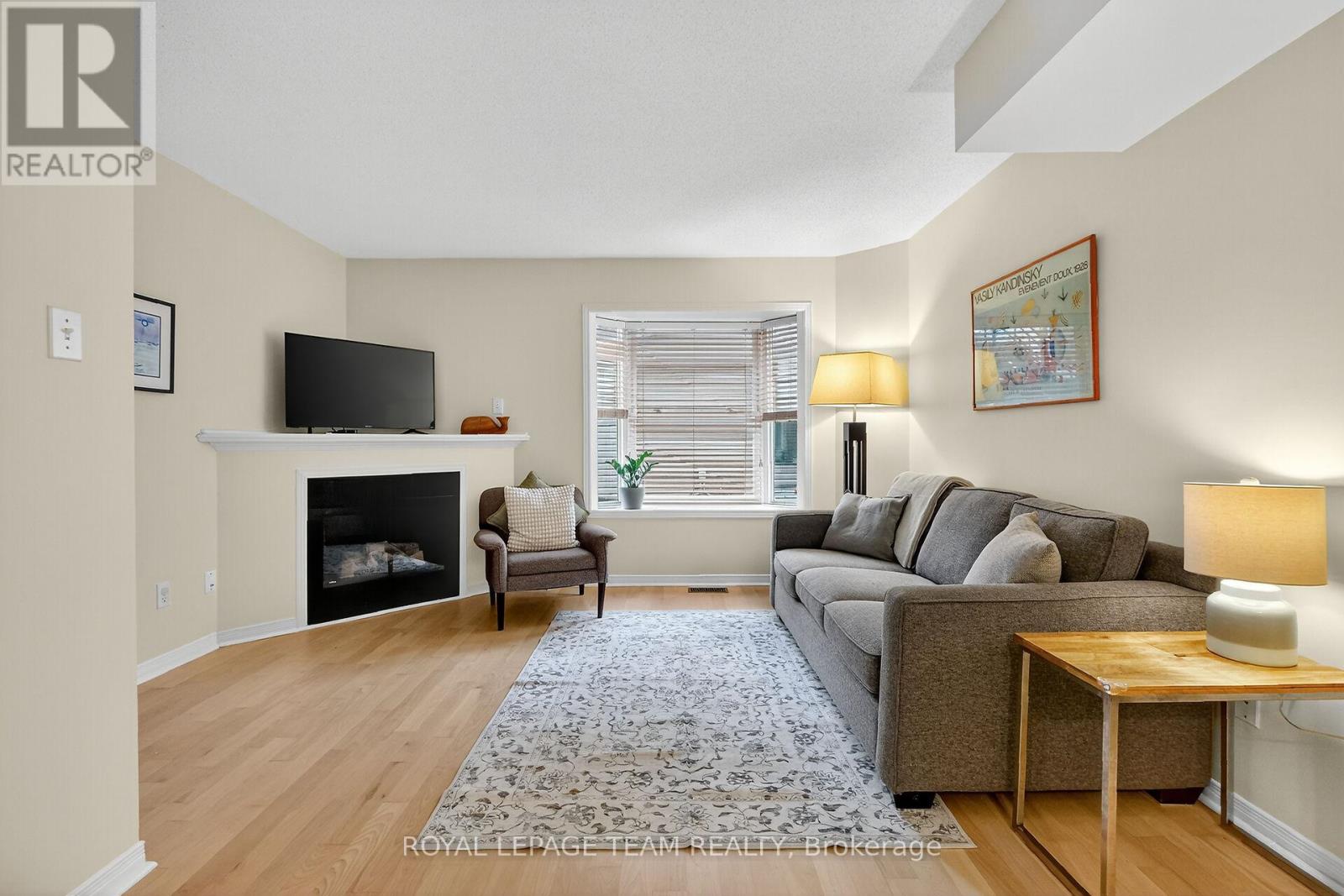 #26 - 25 Bayswater Avenue