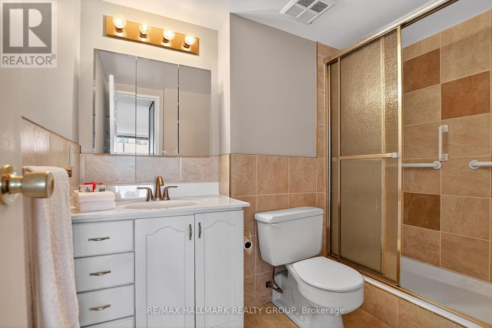 606 - 100 Grant Carman Drive