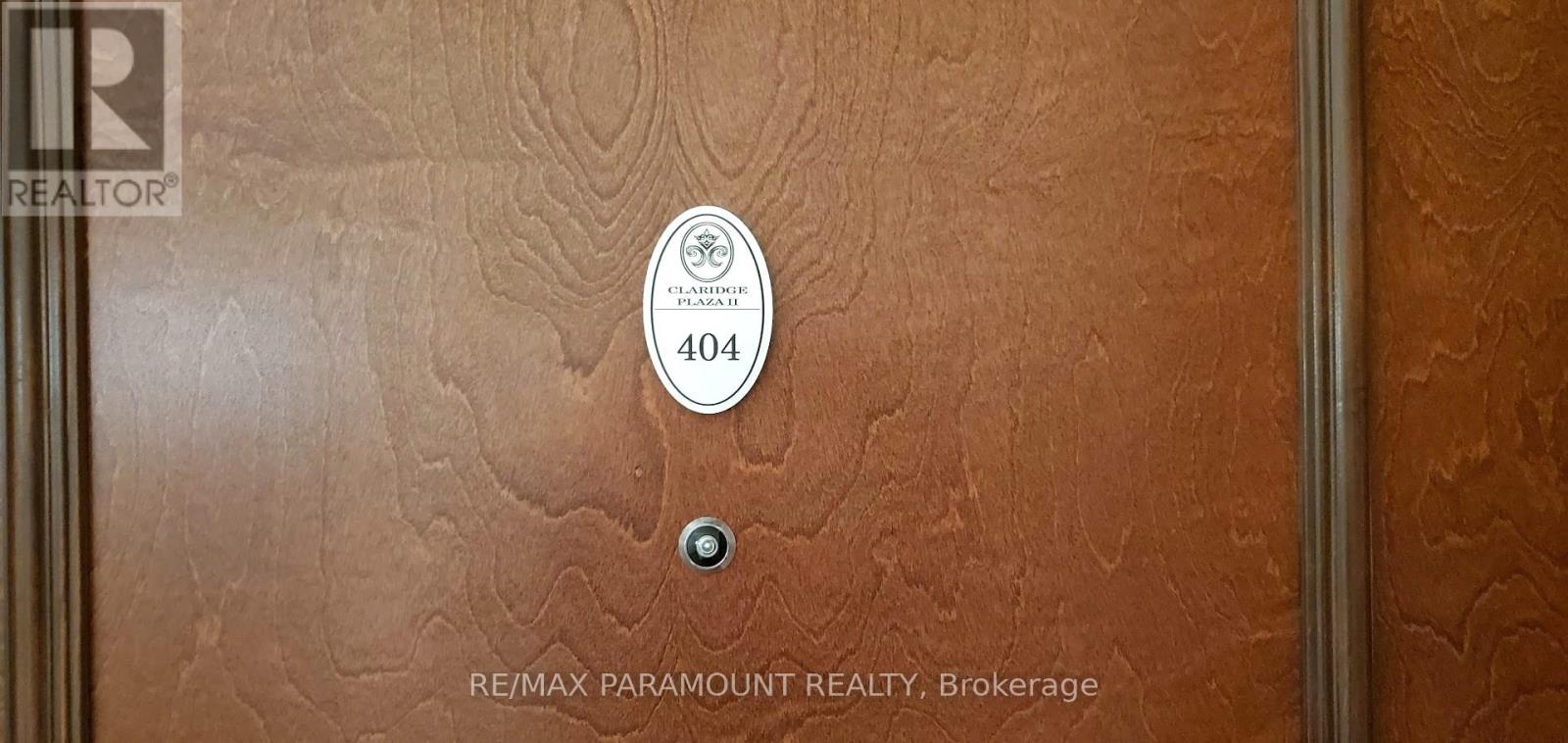 404 - 234 Rideau Street