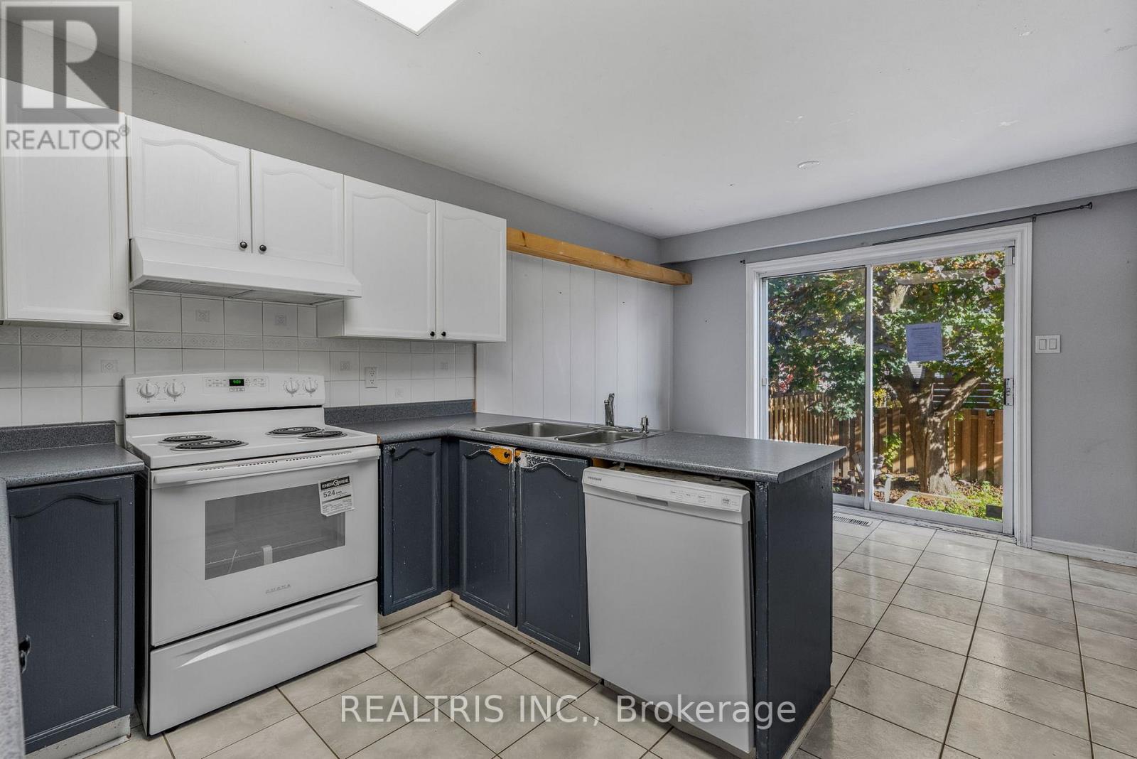 1905 Des Epinettes Avenue