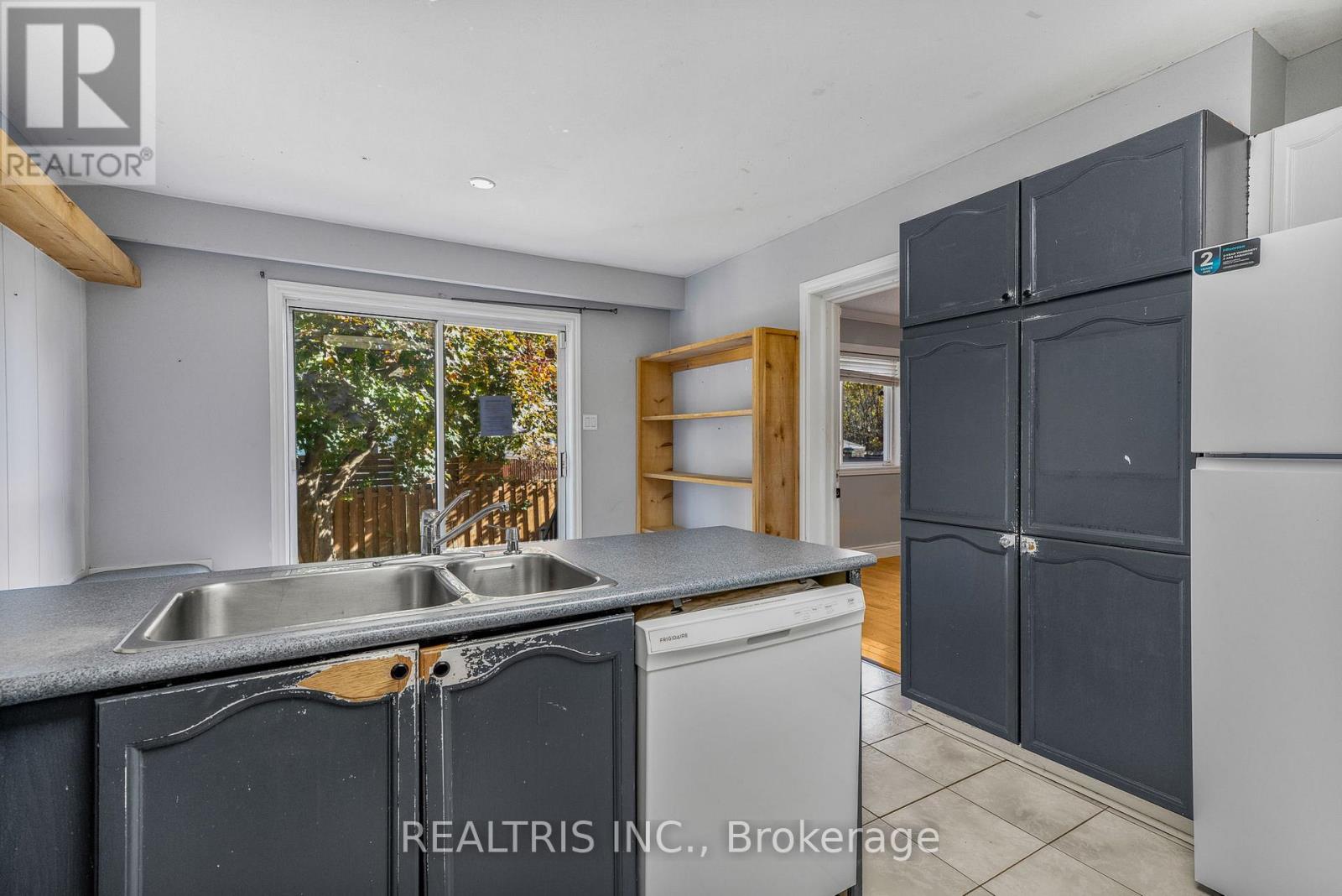 1905 Des Epinettes Avenue