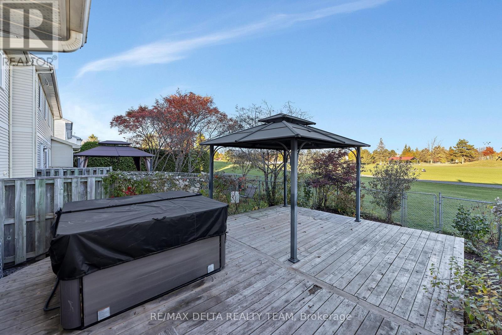 1423 Caravel Crescent