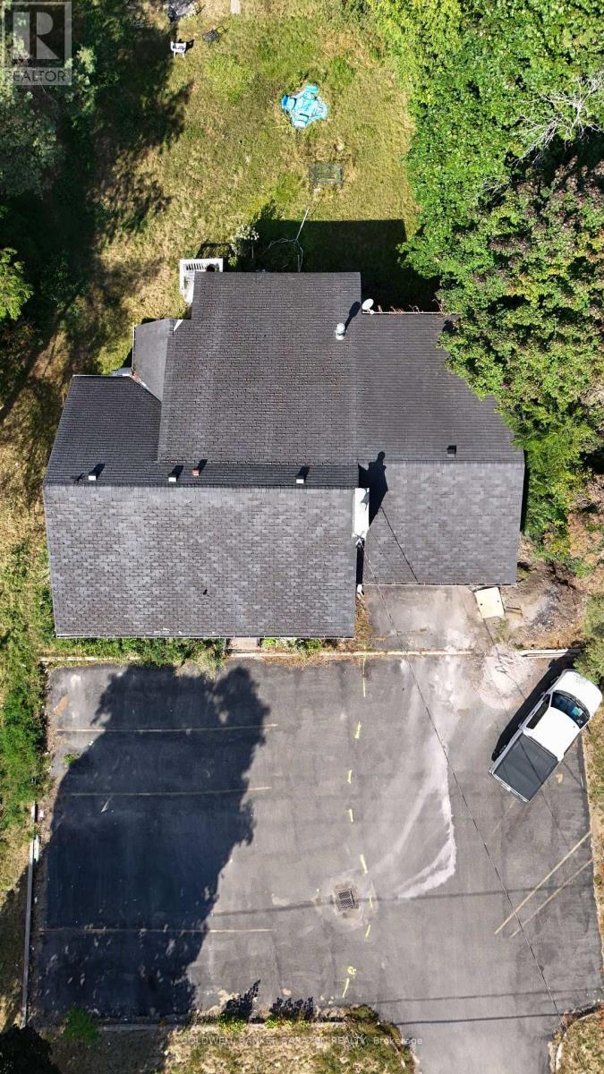 5497 Manotick Main Street