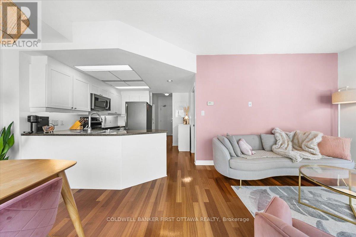 1108 - 134 York Street