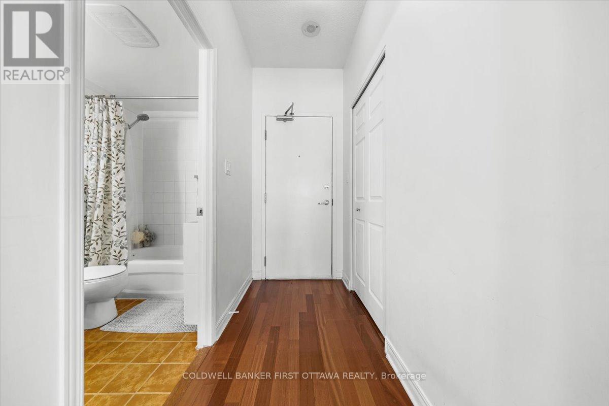 1108 - 134 York Street