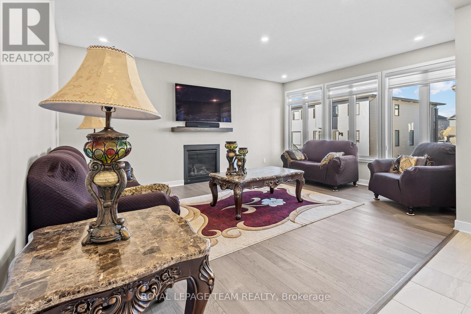 28 Dun Skipper Drive