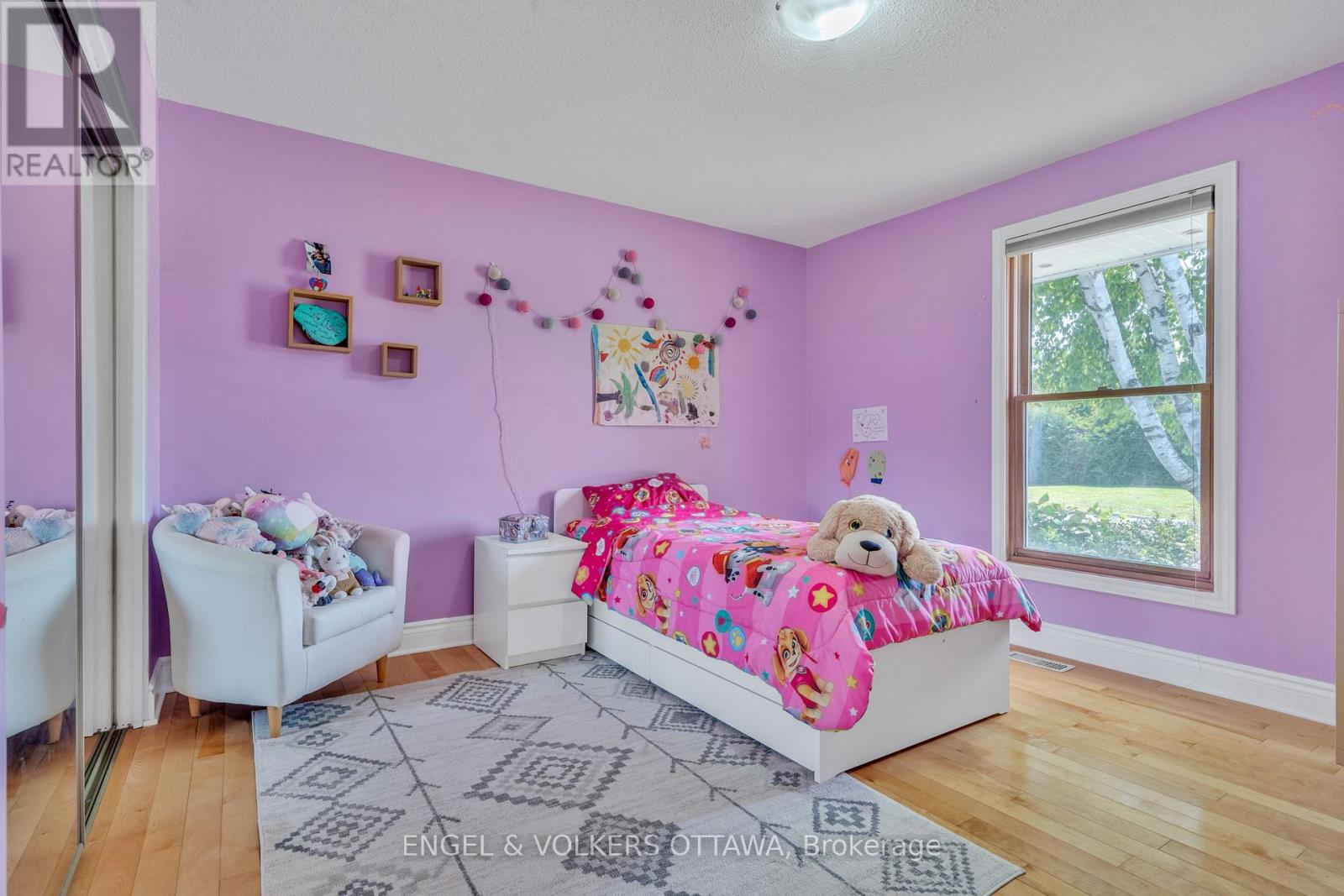 1369 Fontenay Crescent