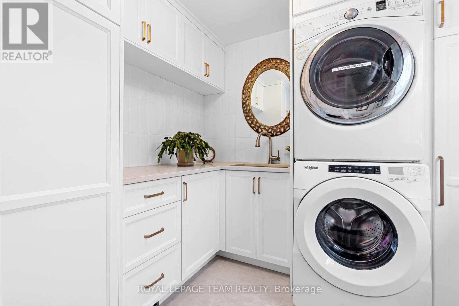 2248 Wallingford Way