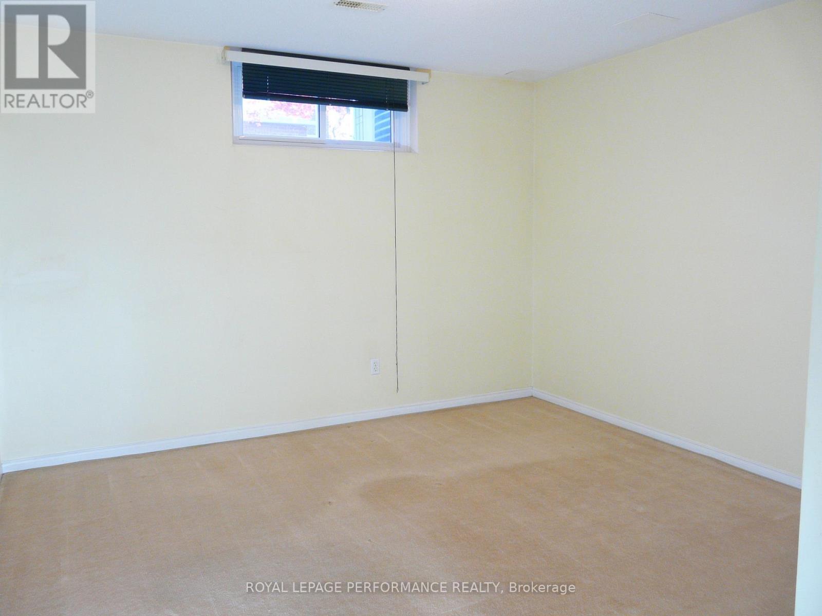 1172 Foxborough Private