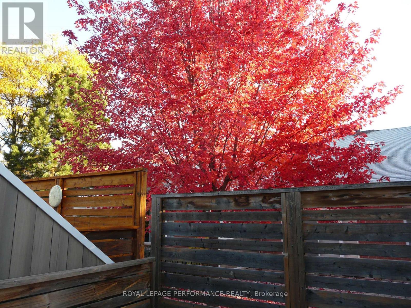 1172 Foxborough Private