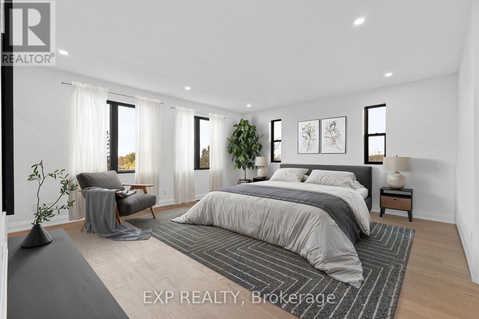 6819 Notre Dame Street