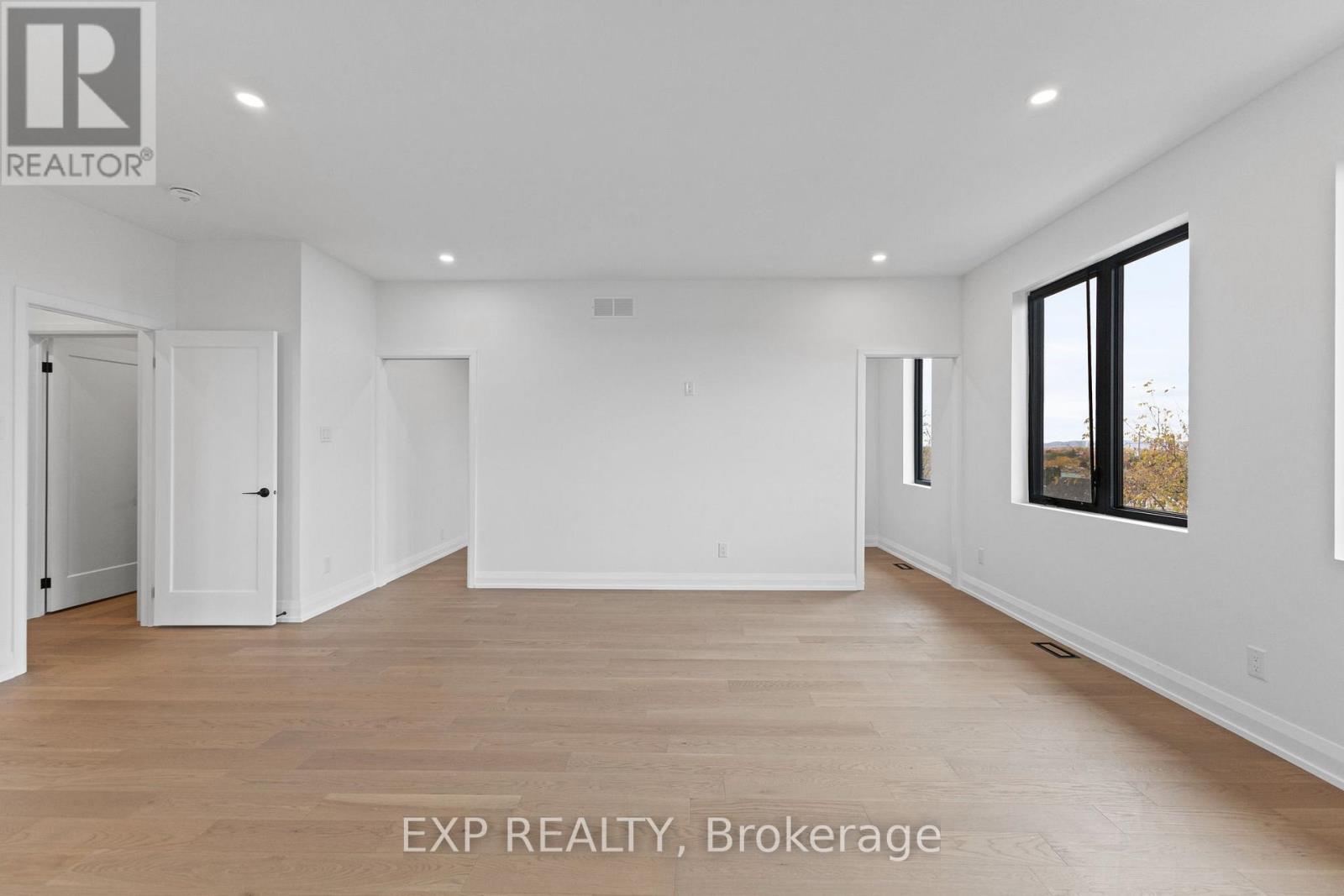 6819 Notre Dame Street