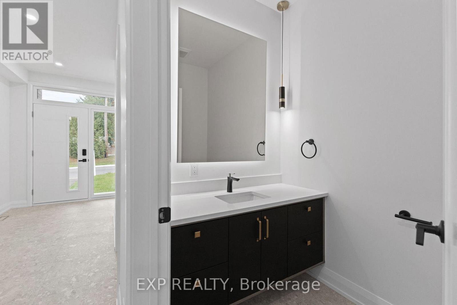 6819 Notre Dame Street