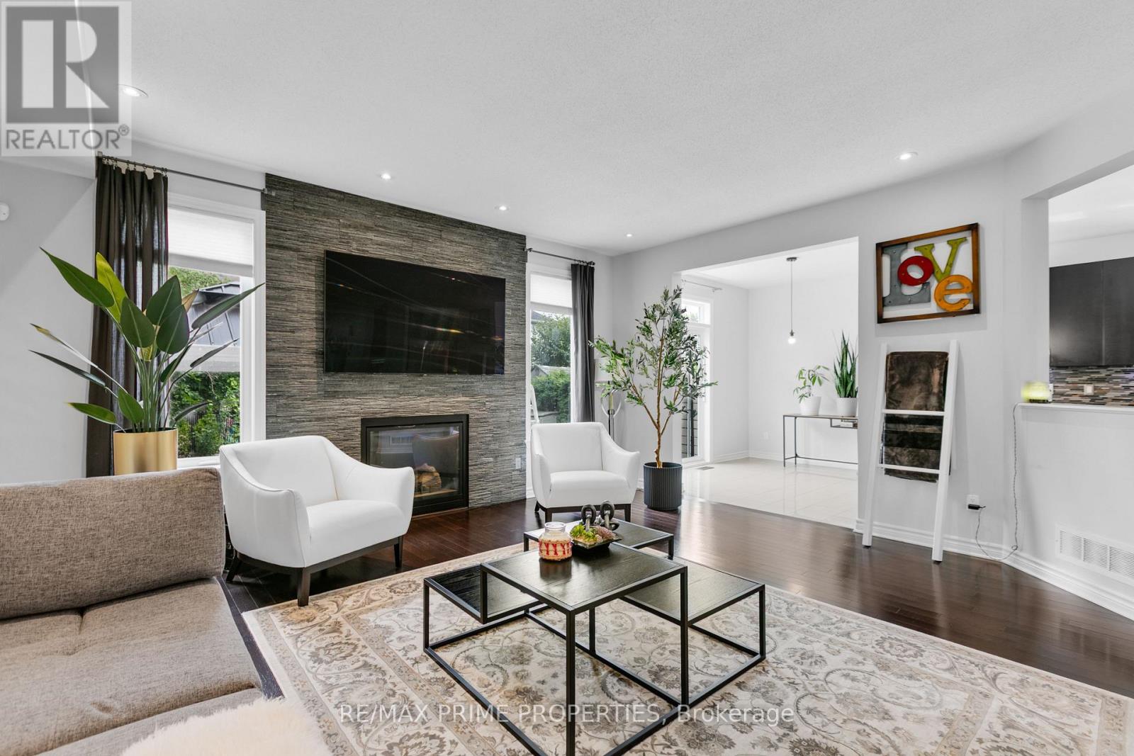 526 Golden Sedge Way