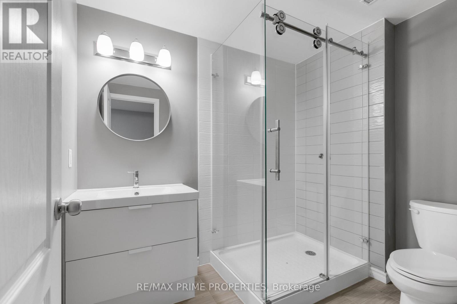 526 Golden Sedge Way