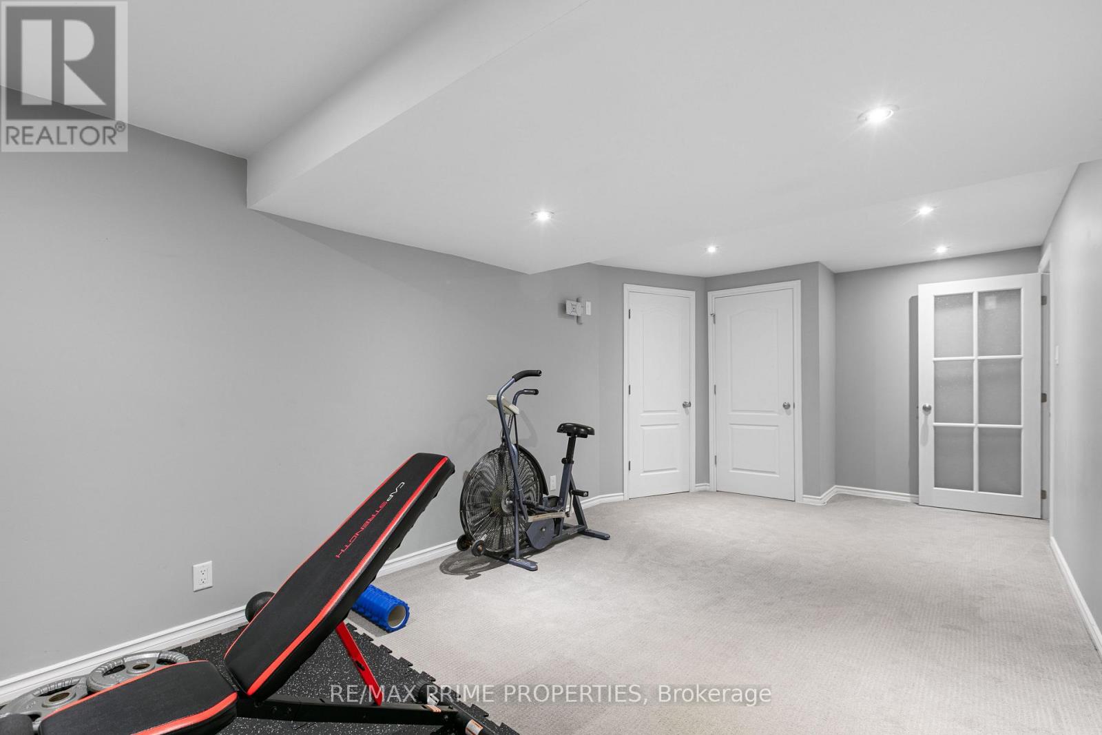 526 Golden Sedge Way