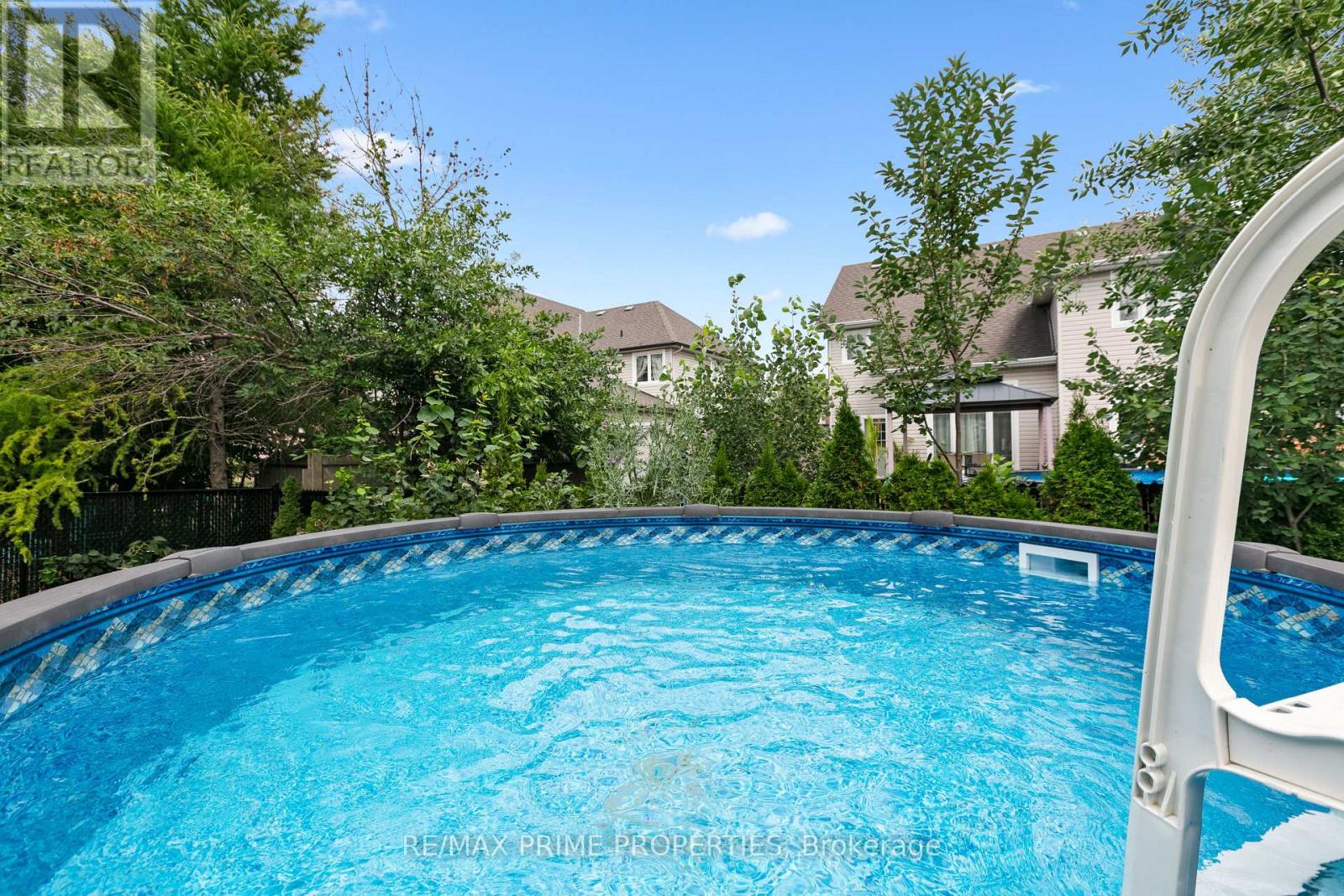 526 Golden Sedge Way