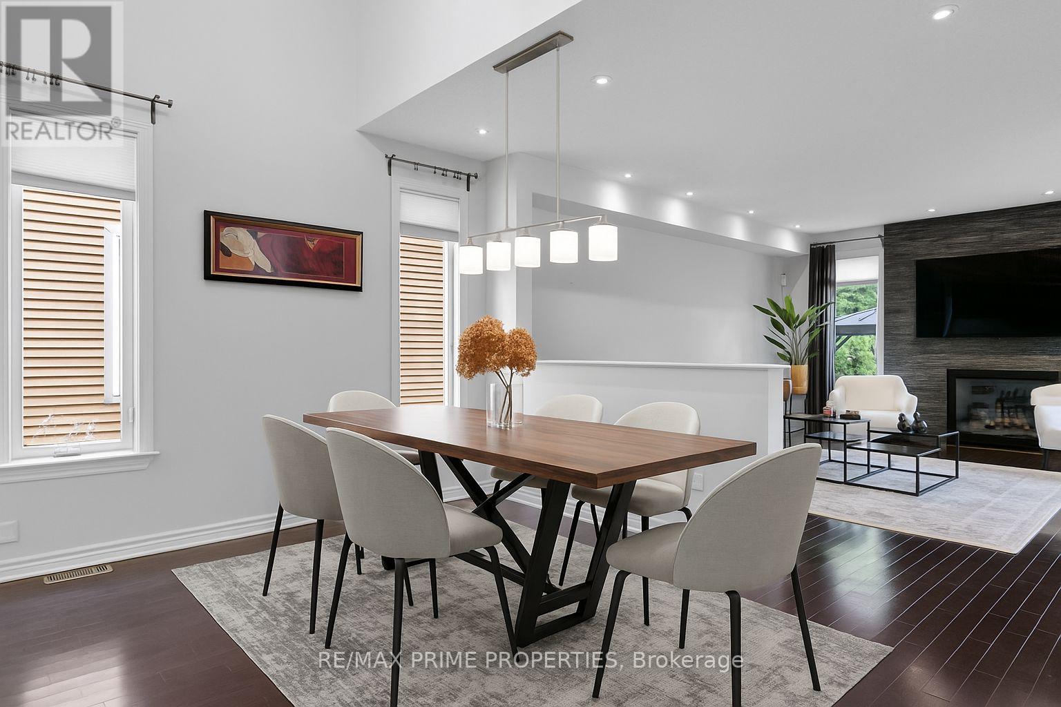 526 Golden Sedge Way