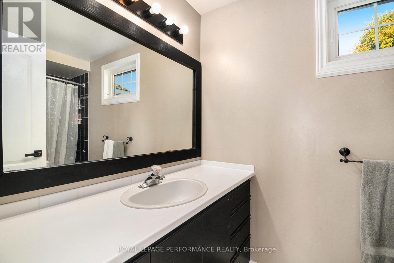 470 Rougemount Crescent